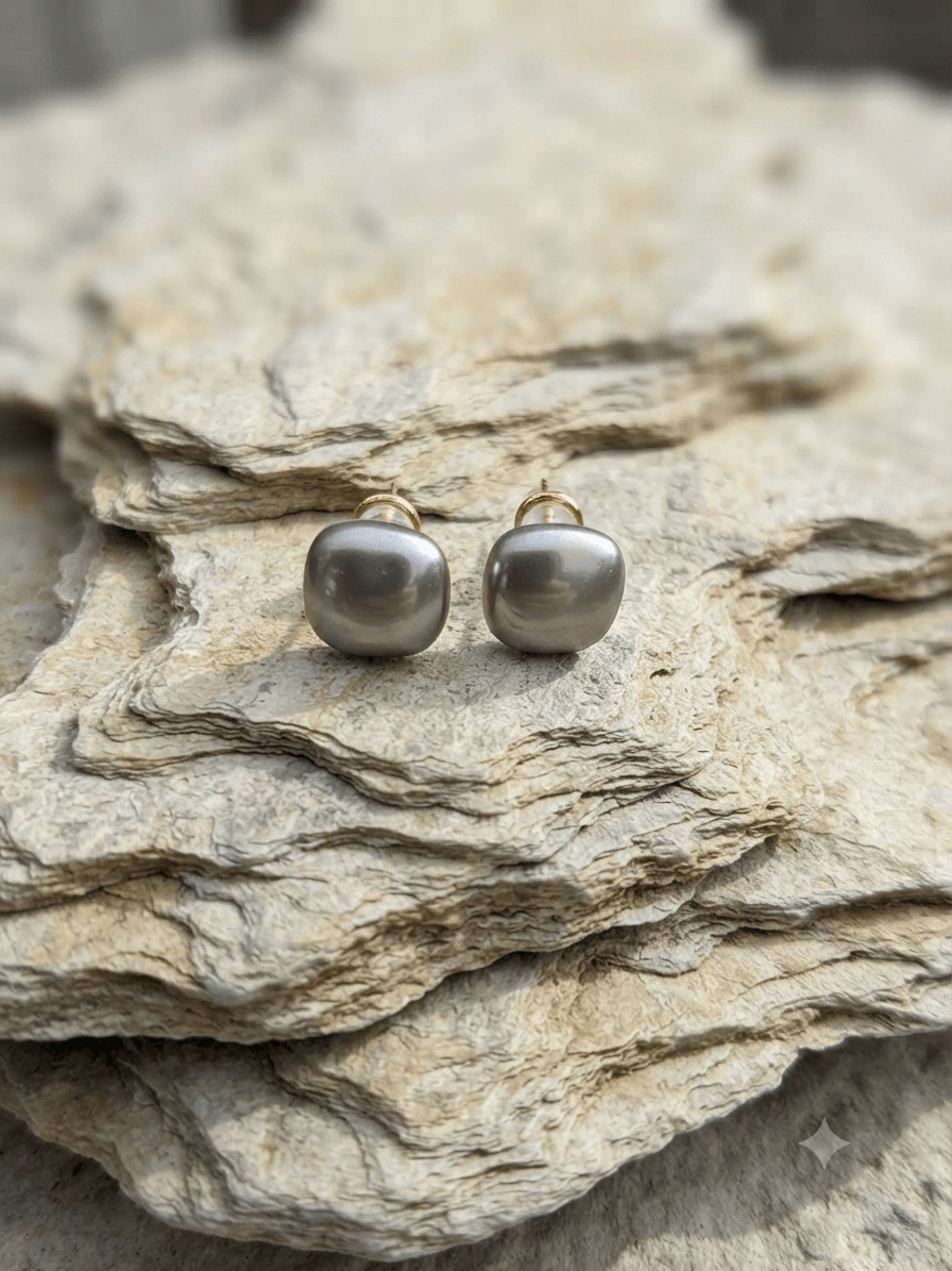 Parisian Chic Resin Stud Earrings – Silver Grey Pearl Cushion