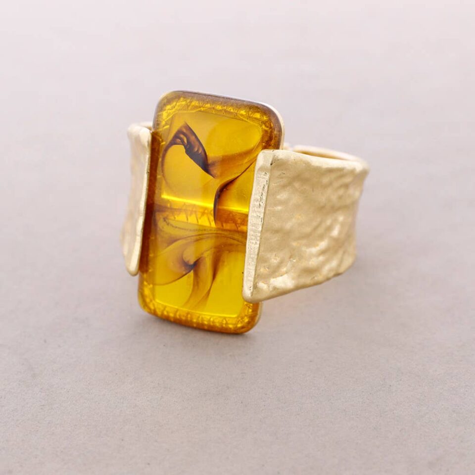 Σφυρήλατη Χειροπέδα Cuff με Amber Resin Στοιχεία