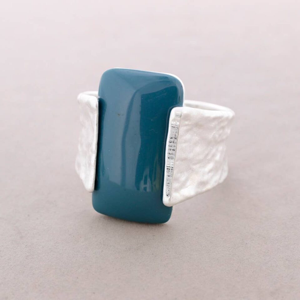 Σφυρήλατη Ασημένια Χειροπέδα Cuff με Teal Resin Στοιχείο
